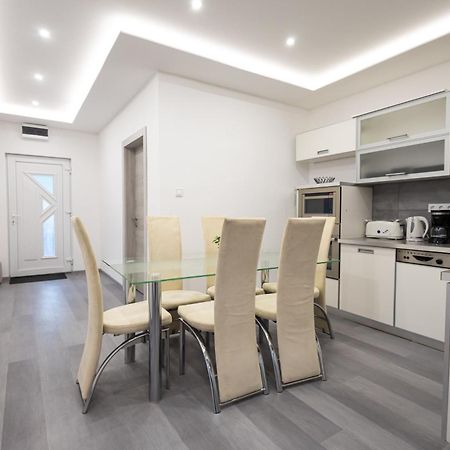 Fonix Apartman 데브레첸 외부 사진